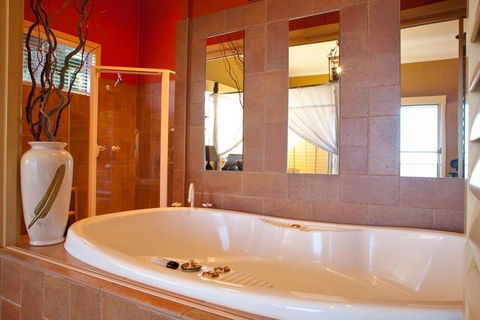 Avocado Sunset Bed & Breakfast - QLD Tourism 2