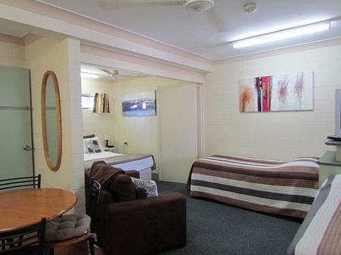 Ayr Max Motel - QLD Tourism 1