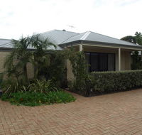 Baudins of Busselton BB - QLD Tourism