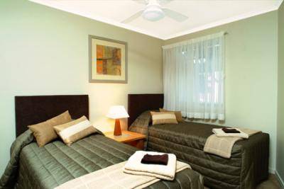 Beach Blue Resort - QLD Tourism 4