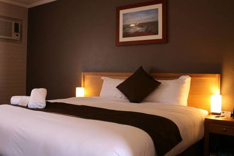 BEST WESTERN Hospitality Inns Carnarvon - QLD Tourism 0