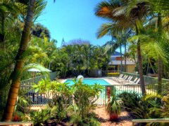 Bila Vista Holiday Apartments - QLD Tourism 1