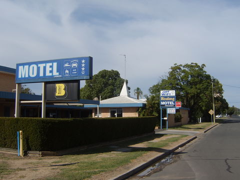 Binalong Motel - QLD Tourism 5