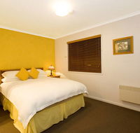 Bindo Creek Cabins - QLD Tourism