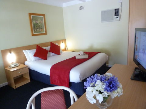 Sky Rider Motor Inn - QLD Tourism 5
