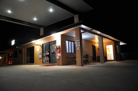 Bluewater Harbour Motel - Bowen - QLD Tourism 2