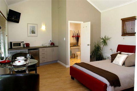 Boat Haven Studios - Queensland Tourism 0