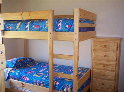 Bott's Beach Retreat - Queensland Tourism 2