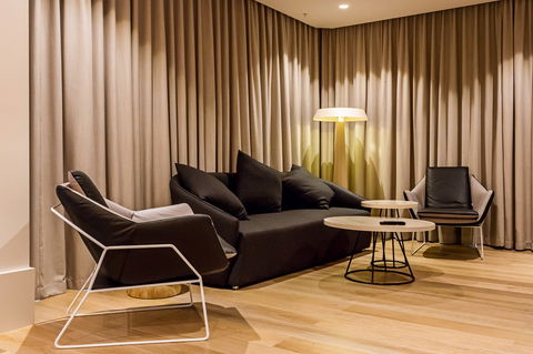 Brady Hotels Central Melbourne - QLD Tourism 1