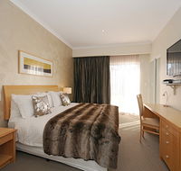 Burns Beach Bed and Breakfast - QLD Tourism