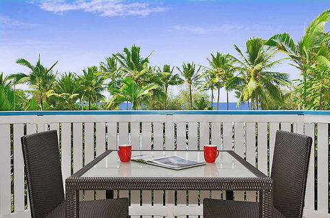 By The Sea Port Douglas - QLD Tourism 0