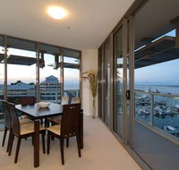 Cairns Luxury Apartments - QLD Tourism