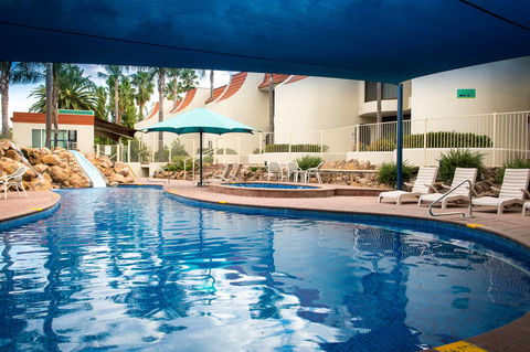Capri Waters Country Club - QLD Tourism 0