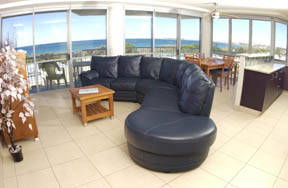 Catalina Resort - Queensland Tourism 0