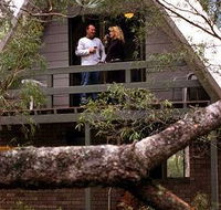 Caves Road Chalets - QLD Tourism