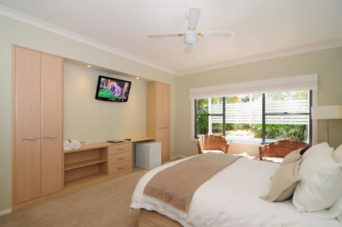 CeeSpray On Owen - QLD Tourism 2