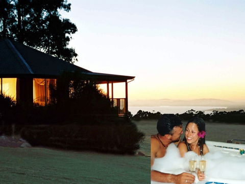 Celestine Retreat - Queensland Tourism 1