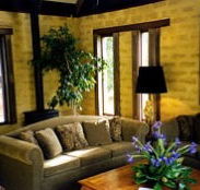 Chalet Arunga - QLD Tourism