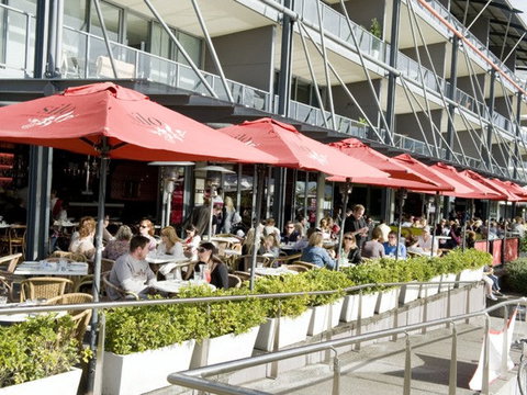 Chifley Apartments Newcastle - QLD Tourism 3