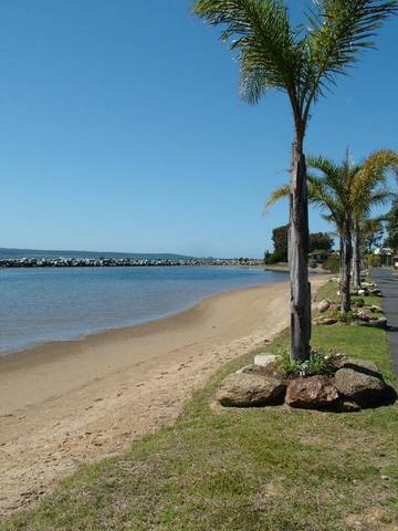 Coachhouse Marina Resort - QLD Tourism 1