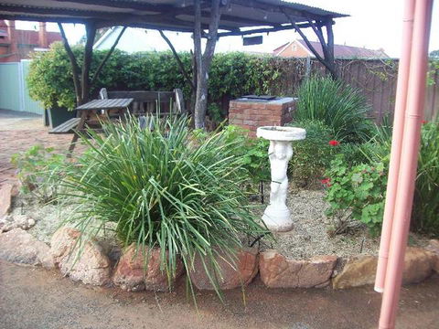 Cobar Motor Inn - QLD Tourism 1