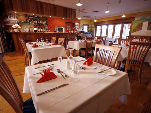 Colonial Motel - QLD Tourism 2