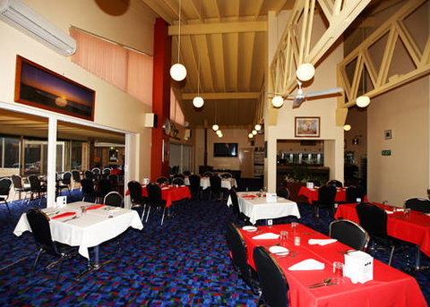 Comfort Inn Bay Of Isles - QLD Tourism 1