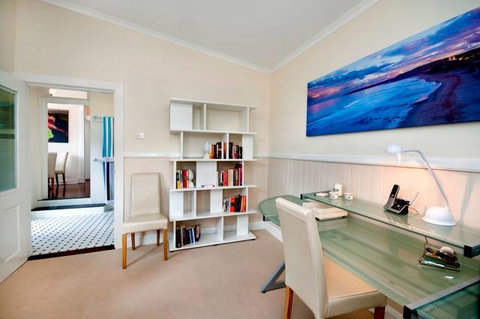 Petite Chalet - QLD Tourism 1