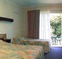 Corlette Palms Motor Inn - QLD Tourism