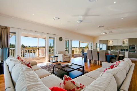 Cornwallis House - QLD Tourism 3
