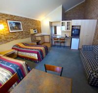 Country Gardens Motor Inn - QLD Tourism