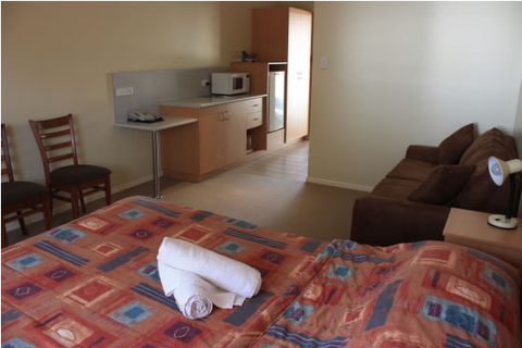 Country Roads Motor Inn - Gayndah - Queensland Tourism 4