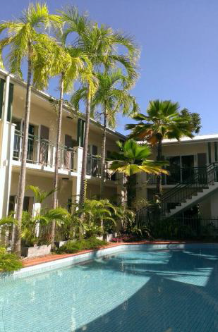 Crystal Garden Resort & Restaurant - Queensland Tourism 1