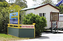 Beachmere RSL Caravan Park - QLD Tourism 1