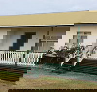 Higgins Holiday Home - QLD Tourism