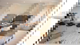 Ocean Swell - QLD Tourism 0