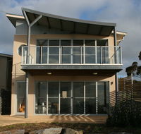 Penneshaw Oceanview Apartments - QLD Tourism