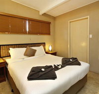 Mapleton Cabins  Caravan Park