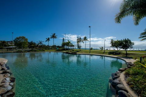 Q Rentals Airlie Beach - QLD Tourism 3