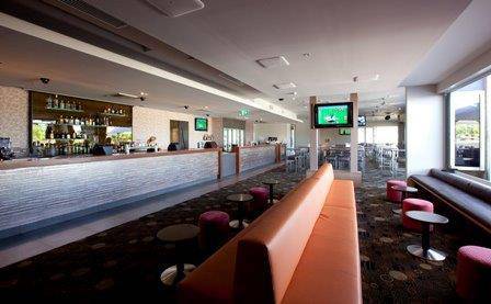 The Avenues Tavern - Queensland Tourism 0