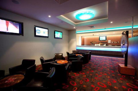 The Avenues Tavern - Queensland Tourism 4