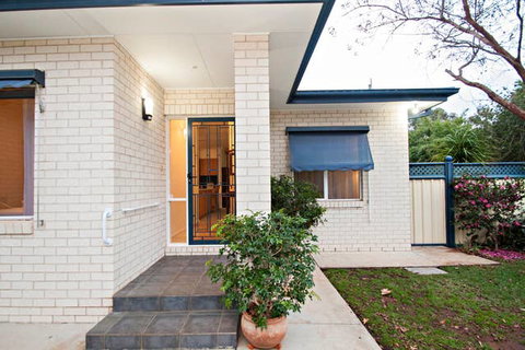 Rosies Cottage - QLD Tourism 2