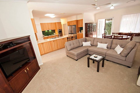 Rosies Cottage - QLD Tourism 6