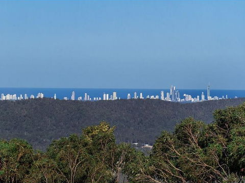 Hillside A Country Retreat - Queensland Tourism 1