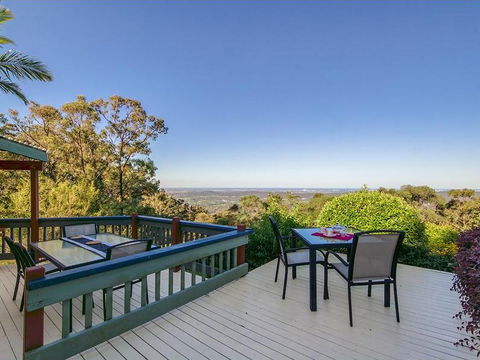Hillside A Country Retreat - Queensland Tourism 0