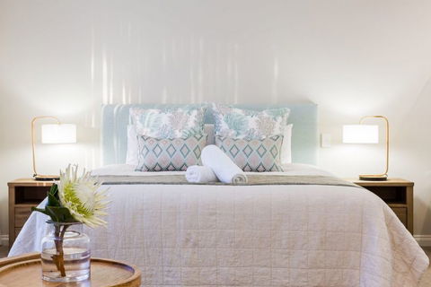 Azure Holiday House - QLD Tourism 14