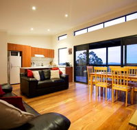 Karrak Reach Forest Retreat - Queensland Tourism