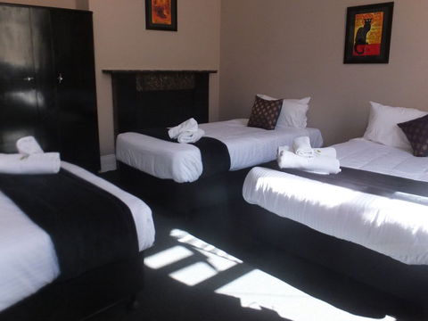 Terminus Hotel - QLD Tourism 0