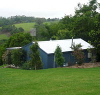 Jacaranda Cottages - Queensland Tourism