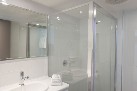 Don Pancho Beach Resort - QLD Tourism 4